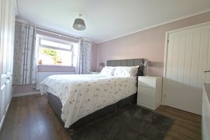Bedroom - click for photo gallery
